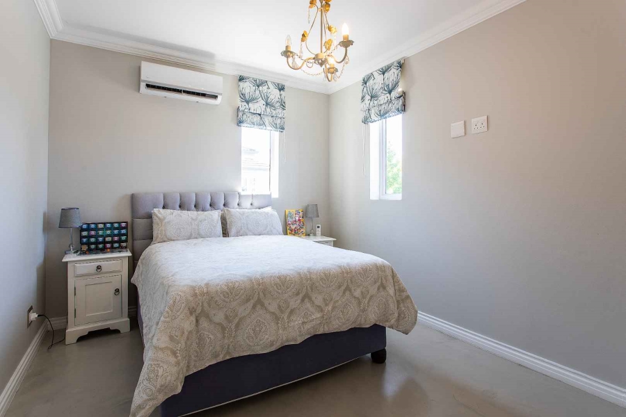 4 Bedroom Property for Sale in Val De Vie Estate Western Cape